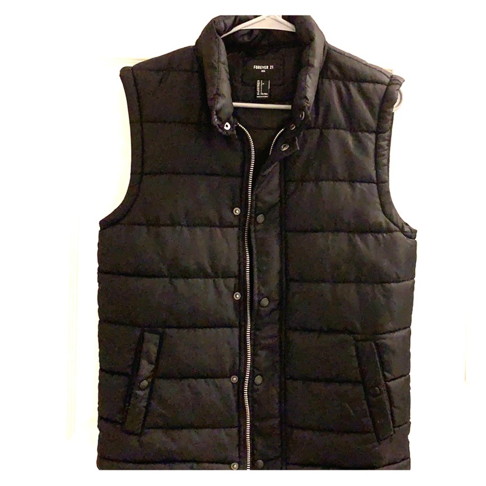 Men’s sz Small Puffer Vest